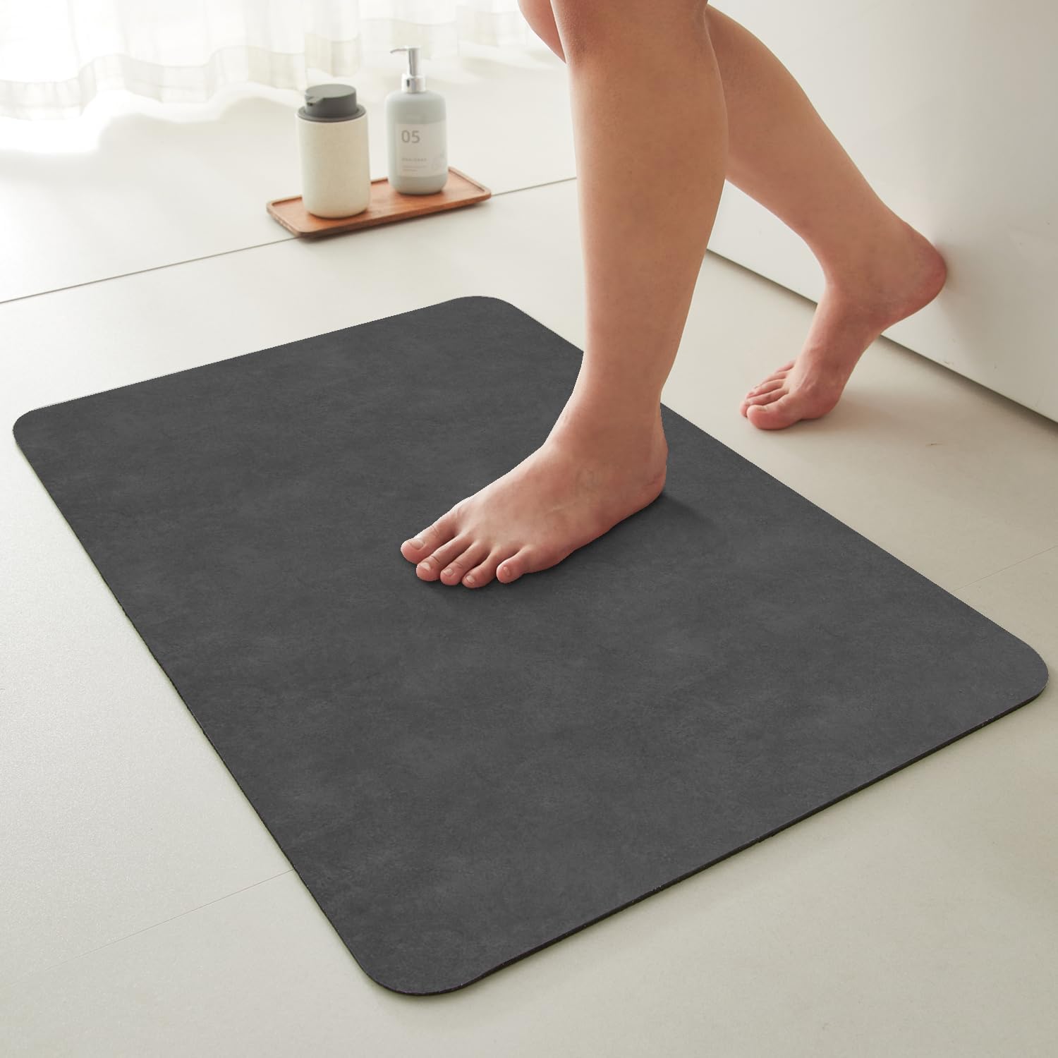 Tyuu 16" x 24" Non Slip Washable Thin Bath Mat