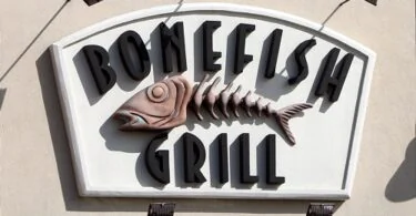Bonefish Grill 일요일 $5 Bubbles